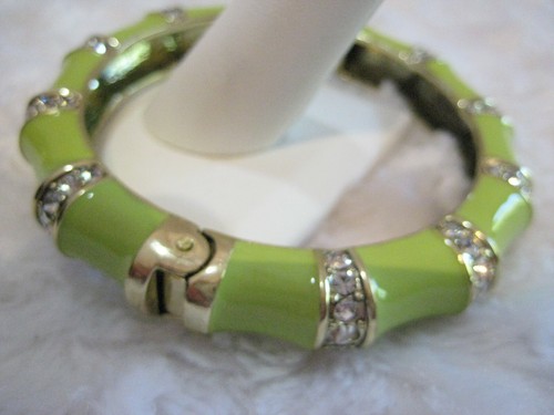 HEIDI DAUS "Bandwidth" (Size LG./Neon Green) Enamel/Crystal Bangle(Orig.$99.95) - Picture 8 of 11