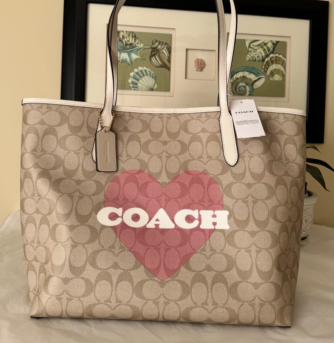 COACH City Tote in Signature Canvas with Floral Print CP073 CP052