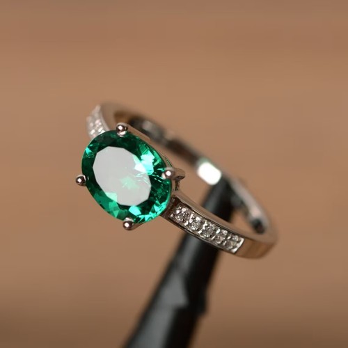2CT Emerald Lab Created Ring 925 Sterling Silver Dainty Pave Ring Birthday Gift - Foto 3 di 5