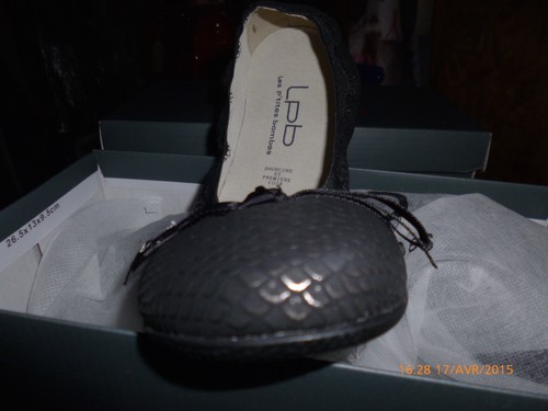 LES P'TITES BOMBES Sommer 2015: Ballerinas ELLA SERPENT Etikett. preis 42,90€ (-30% - Bild 28 von 34