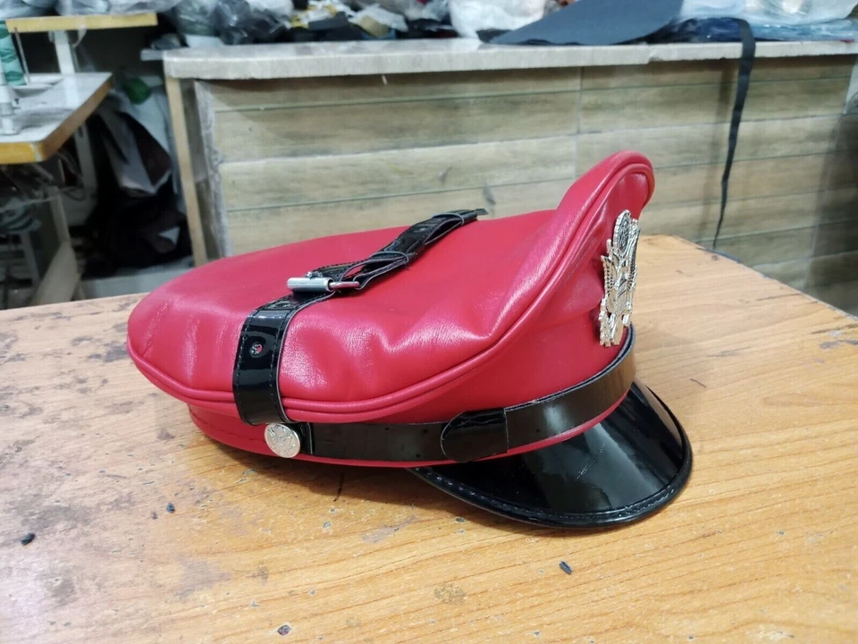 Gorra de cuero genuino real roja del ejército Muir motociclista pico policía gay Bluf Foto 4 de 4
