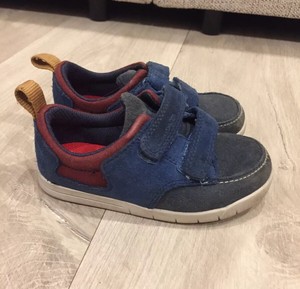clarks shoes blue