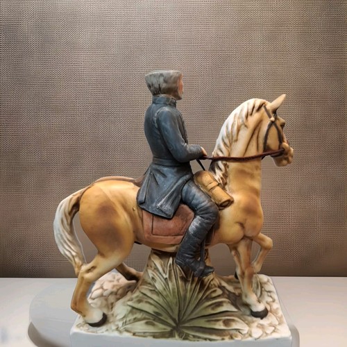 Robert E. Lee Decanter 1974 Liquor Bottle Grenadier Spirits Co Porcelain ~ Empty - Picture 4 of 5