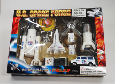 us space force metall/plastik, freilauf, vielteiliges spieleset, ovp, vintage