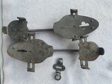 Union Hardware vintage cast steel ICE SKATES  1624 w/ key size 8