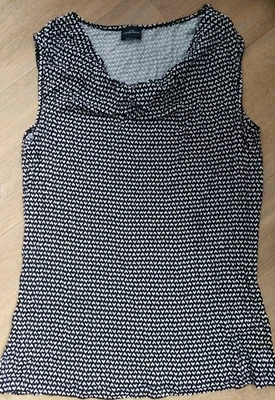 Neu🌸Sommer-Shirt Gr.36🌸ärmellos🌸Wasserfall-Ausschnitt🌸luftig/locker/leicht  - Bild 1 von 4