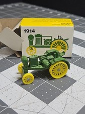 Ertl 1:64 John Deere 1914 Waterloo Boy Tractor 562 NOS NEW IN BOX VINTAGE