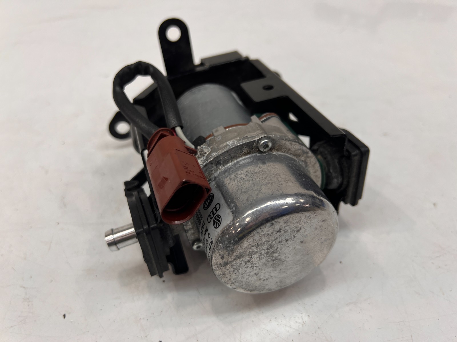 LAMBORGHINI AVENTADOR LP740 S BRAKE BOOSTER BRAKE VACUUM PUMP OEM 8E0927317K