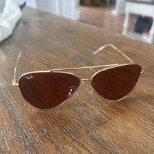 Ray-Ban Aviator Sunglasses Gold Metal Frame Brown Glass Lenses Lightweight