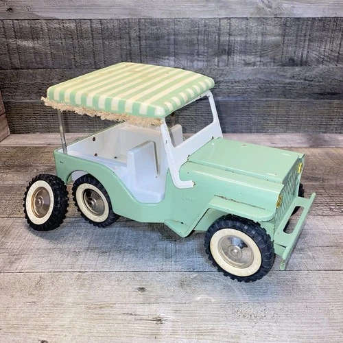 Vintage 1960s Tonka Surry Outdoor Living Green Willys Jeep Pressed Steel READ