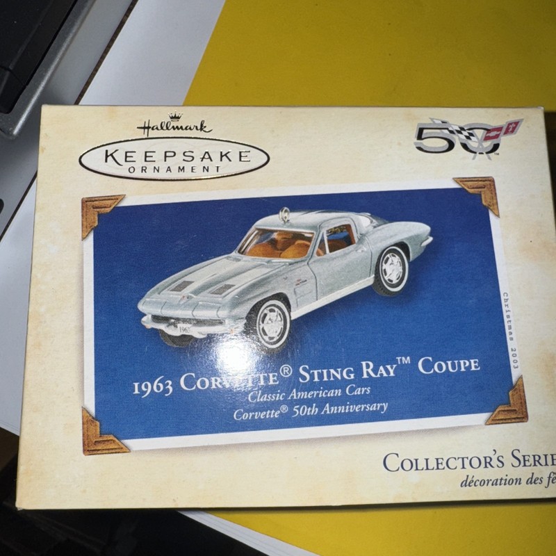 2003 Hallmark Keepsake Ornament 1963 Corvette Sting Ray Coupe Classic Car #13