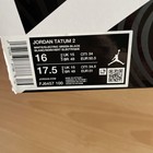 Foto 11 di 12