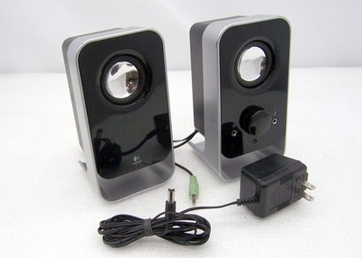 Logitech LS11 Stereo Multimedia Phone MP3 PC Computer Speakers 3.5mm Jack Tested