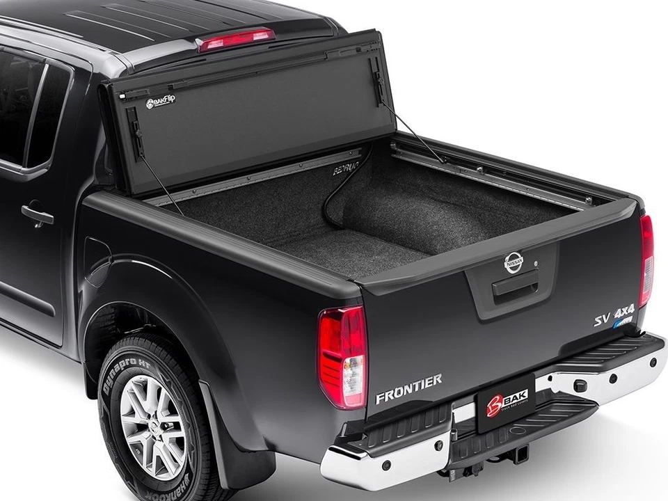 BAK Bakflip MX4 Folding Tonneau Cover fits 2005-2021 Nissan Frontier 5" Bed - Изображение 3 из 4