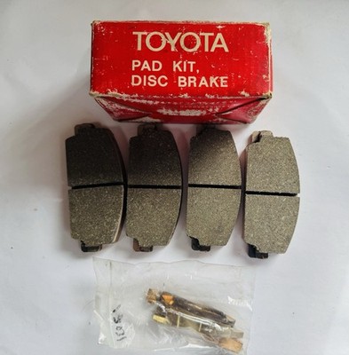 Toyota Carina TA60 1.6 MK3 80-84 Genuine Front Brake Pads 0449112031