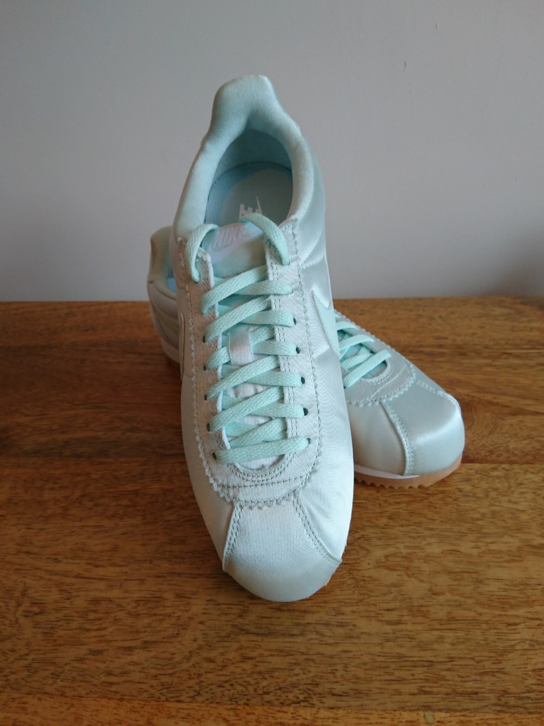 Women's Nike Classic Cortez Satin Trainers size 5 Women's Nike Classic Cortez Satin Trainers size 5