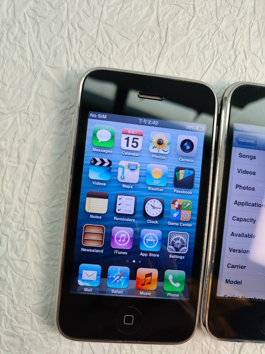 Apple iphone 3G 3GS 8GB 16GB 32GB Unlocked mobile phone GOOD