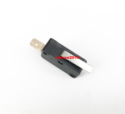 Microinterruttore DEFOND DMC-1115 2 Pin Normalmente Aperto 15,1A - 1 Pezzo