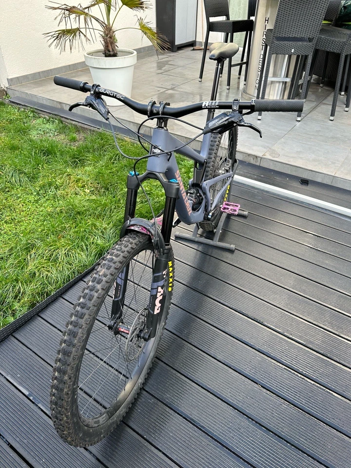 Santa Cruz MegaTower S / Carbon C - Bild 2 von 4