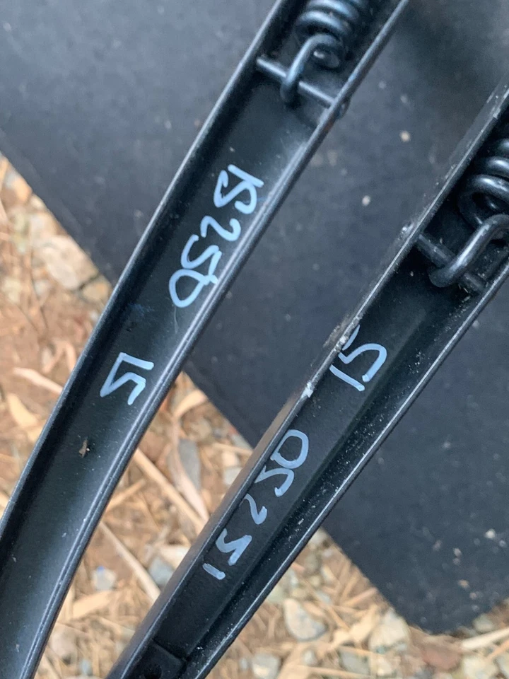 LEXUS IS250 IS350 BRAZOS LIMPIAPARABRISAS 2014 2015 2016 OEM Foto 3 de 4