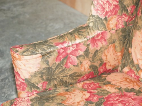 SUBLIME PAIR OF HOWARD & SON'S WILLIAM MORRIS WALNUT FRAMED WINGBACK ARMCHAIRs - Picture 8 of 12