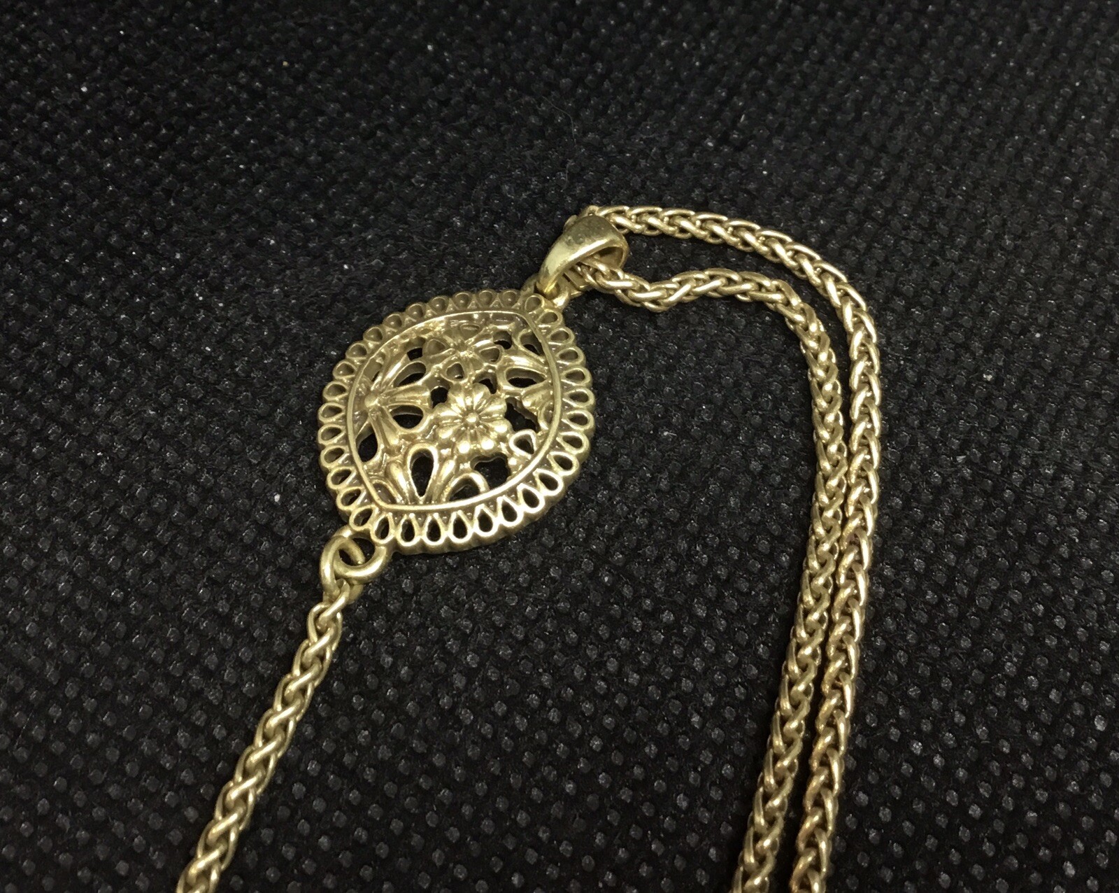 Picture 1 of 7