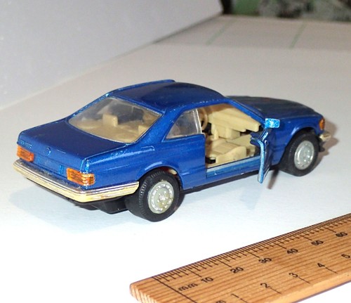 Vintage Die Cast Mercedes 560SEC 1:43 scale Unbranded Pullback Friction Toy Car - Picture 3 of 9