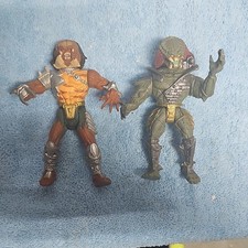 Predator Action Figure Lot of 2 - Brown & Green Armored Figures
