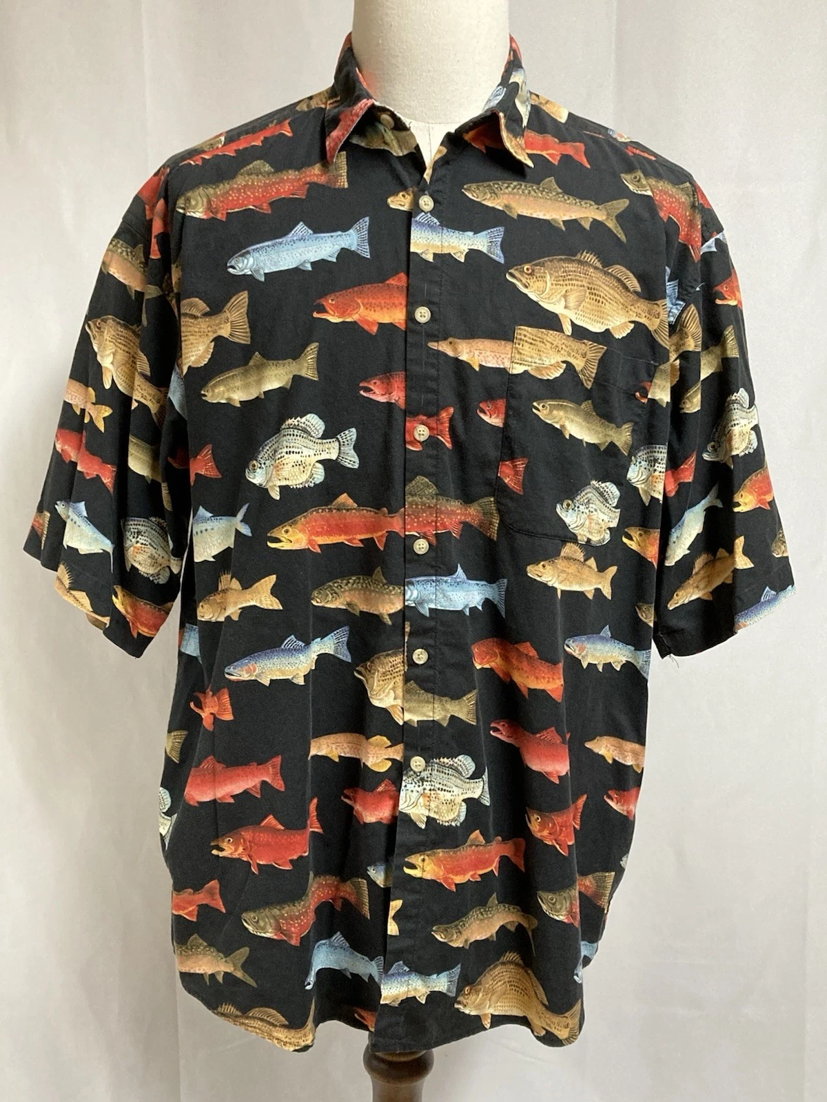 Fish Shirt Mens XL Button Down SS AOP Fishing Vacation Shelter Island Outfitters
Opens in a new wind