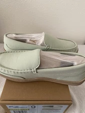 NEW My Pillow Women’s Sz 9 Mint All Season Moccasin Slippers NIB