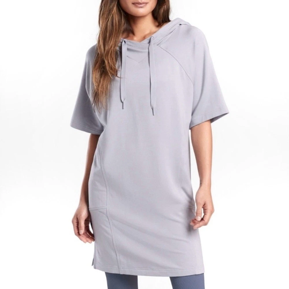 ATHLETA Cabana Tunic Hoodie Lilac Purple Short Sleeve Hood Small Comfy Lounge