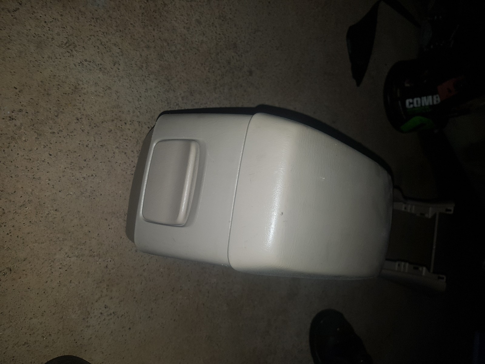 Picture 5 of 6