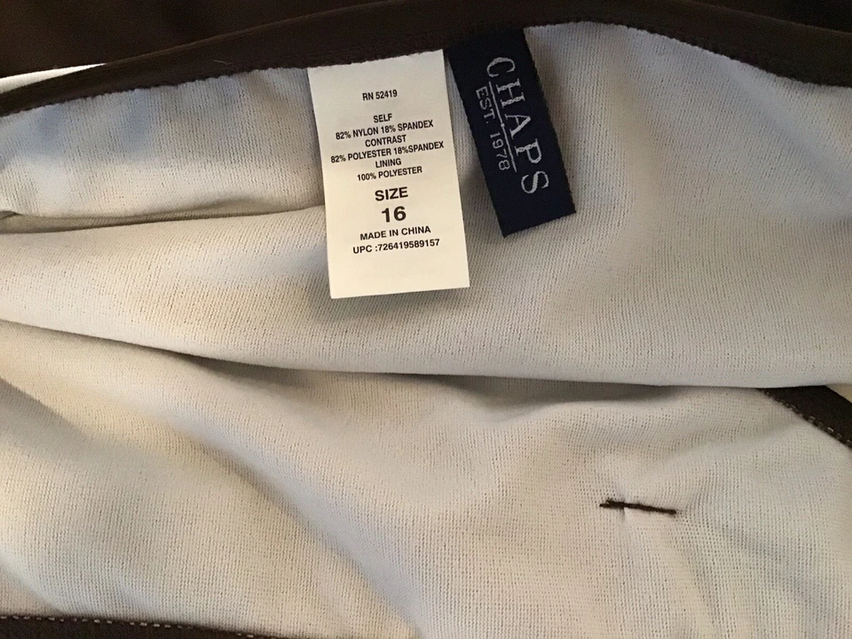 Parte inferior de bikini Chaps marrón con cinturón talla 16 (32-34” circunferencia) Foto 3 de 4