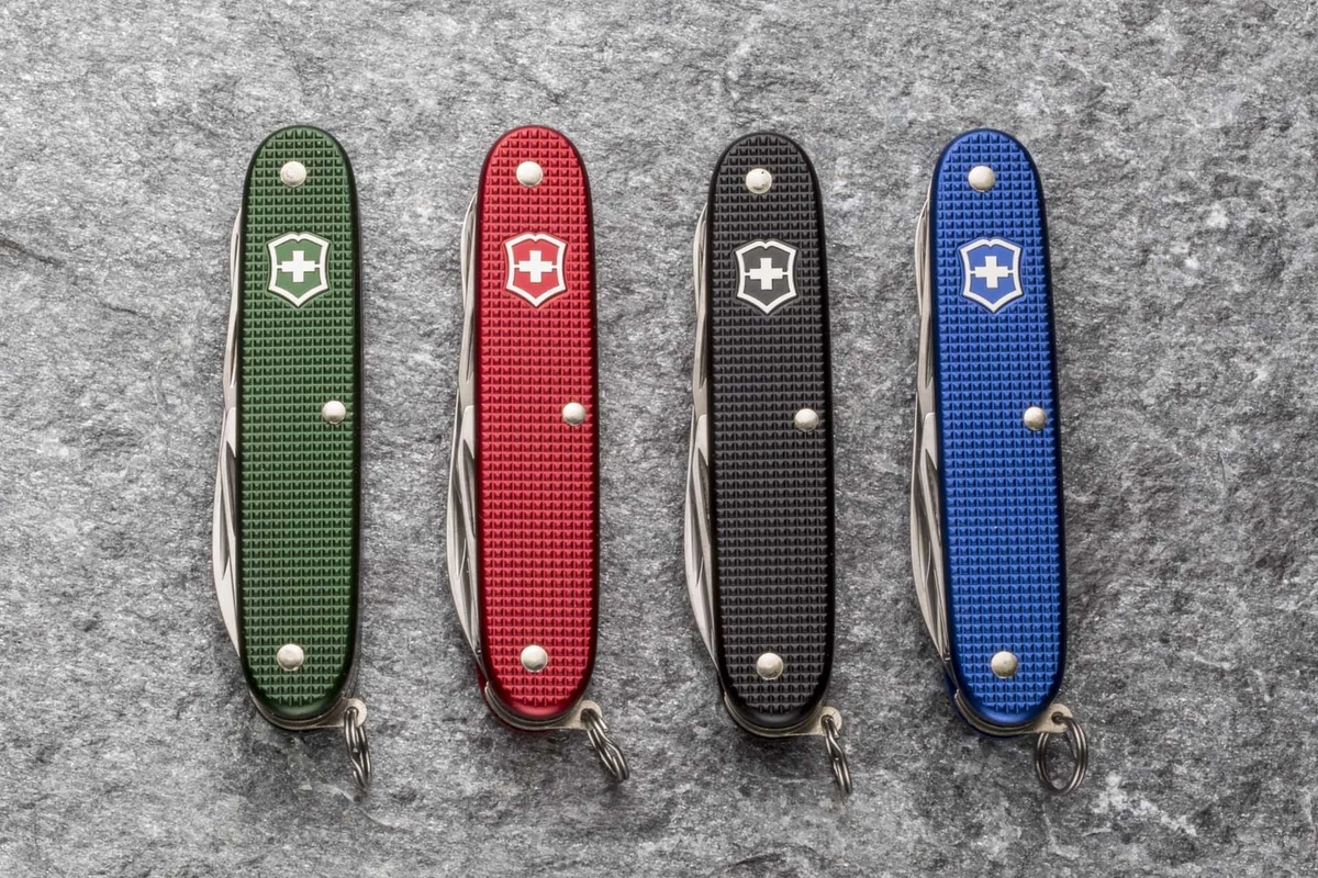 Victorinox Farmer X Alox Schwarz Rot Blau Grün Sonderedition