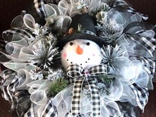 18 inch Frosty the Snowman Wreath