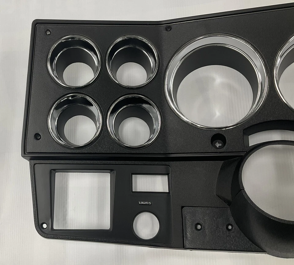 1981 1982 1983 Chevrolet Gmc C10 C20 Blazer K5 Gauge Instrument Bezel With A/C - Image 2 of 4