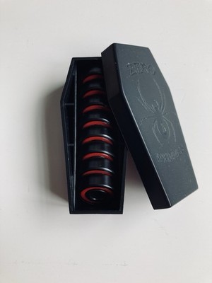 Zero Wheels Vintage Black Widow Skateboard Kugellager im Sargkoffer Y2K Originals