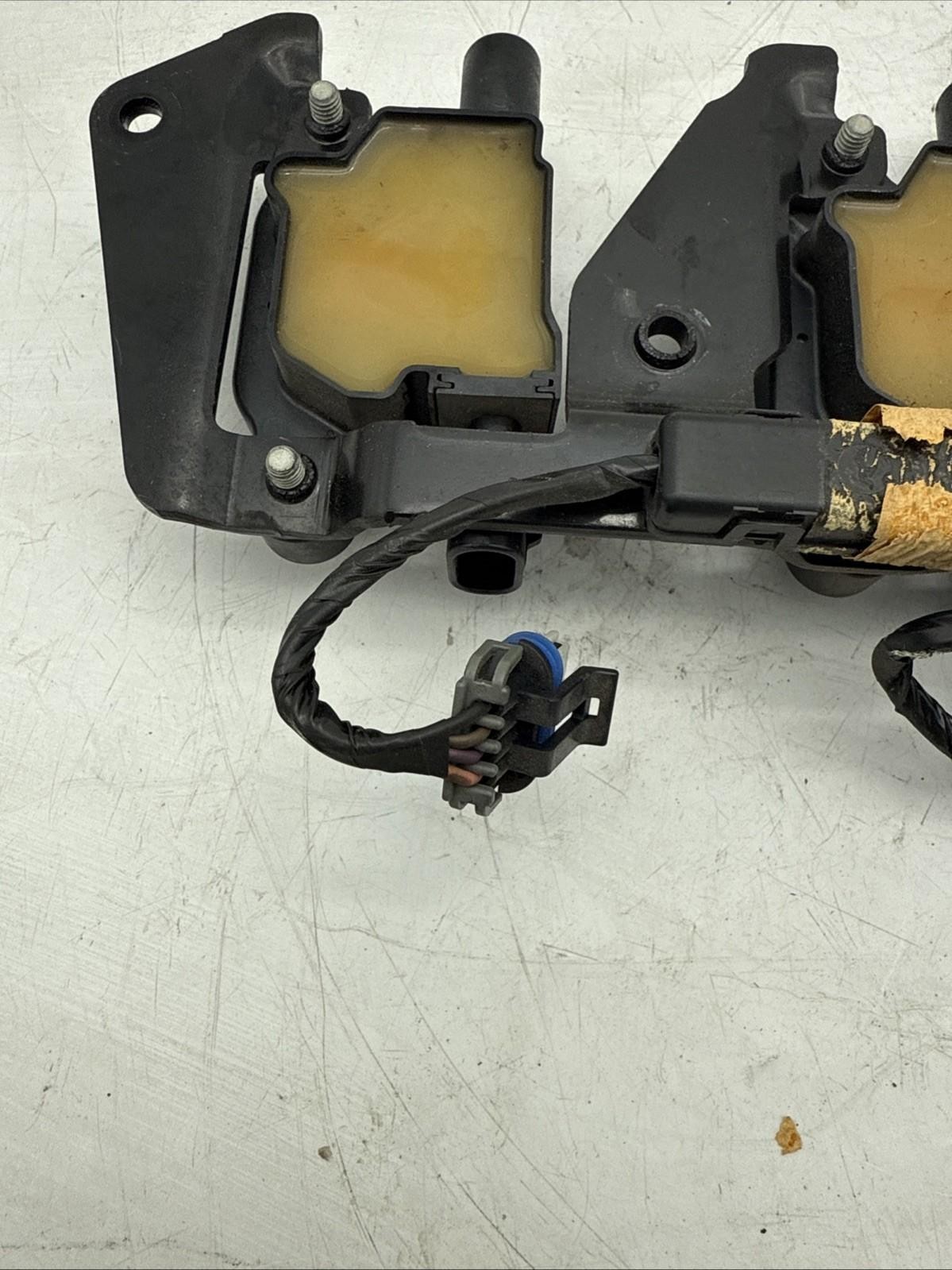 05-13 CORVETTE C6 6.0L V8 LEFT DRIVERS SIDE IGNITION COIL BRASKET ASSEMBLY OEM