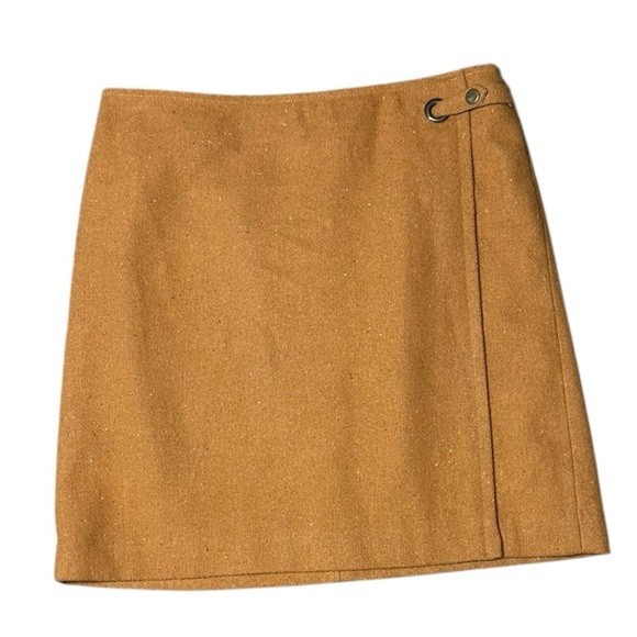 Banana Republic Gold Wool Mini Skirt Size 6