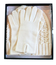 NWT 115 Badgley Mischka Pearl Embellished Hat  Glove Set, Winter White, Boxed 