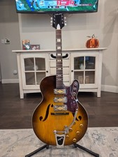 Vintage Harmony Silvertone Model H1429 built in 1959 in Chicago,Illinois USA.