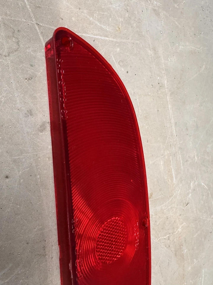 Nuevo de Lote Antiguo Ford Galaxie Sunliner Starliner 1960 Lámpara Trasera Lente Luz Trasera Luz de Respaldo Foto 2 de 4