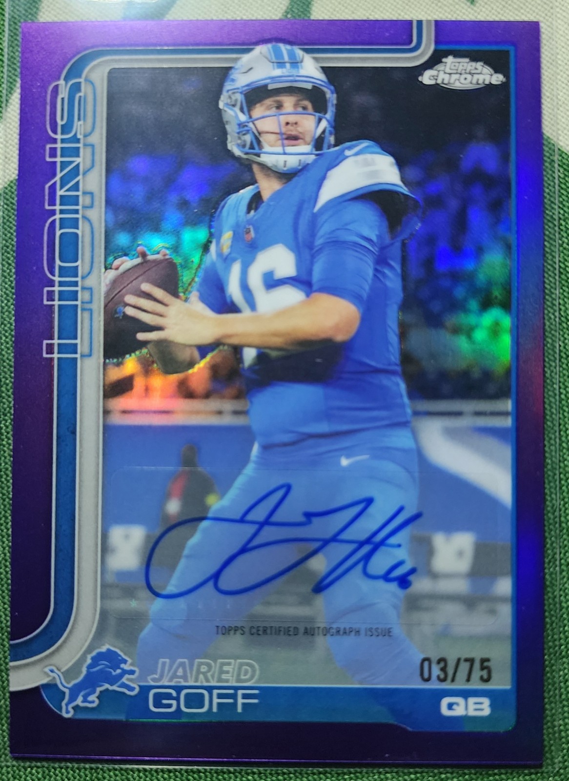 2025 Topps Chrome Football Jared Goff Purple Lava Refractor Auto /75 Lions QB