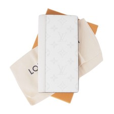 LOUIS VUITTON Brazza Taigarama Monogram White...