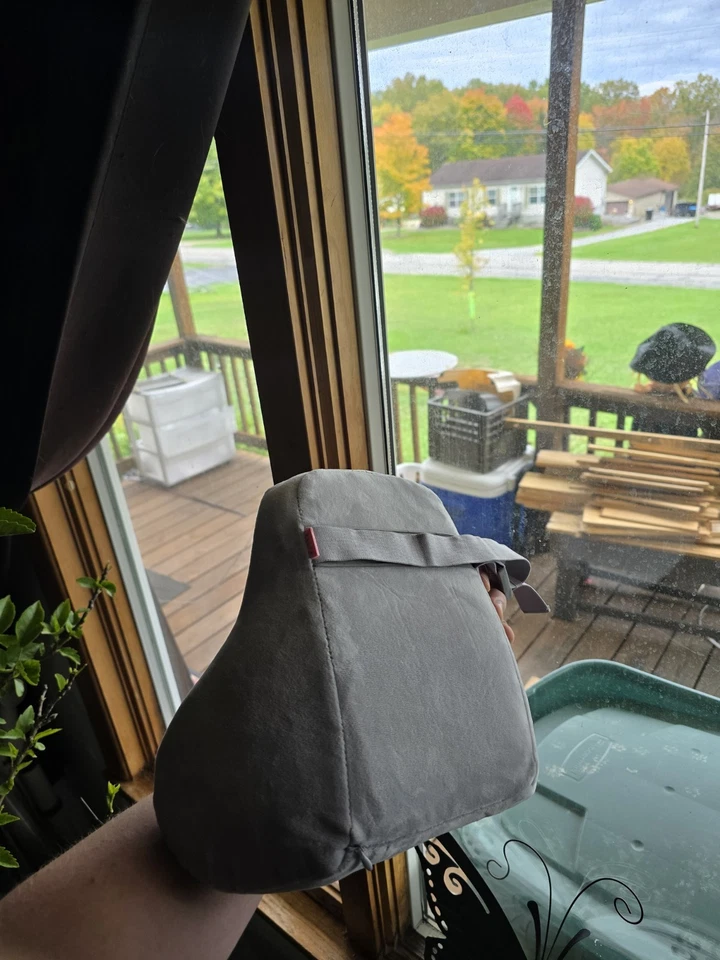 Soporte para cabeza y cuello Razer Chroma Foto 3 de 3