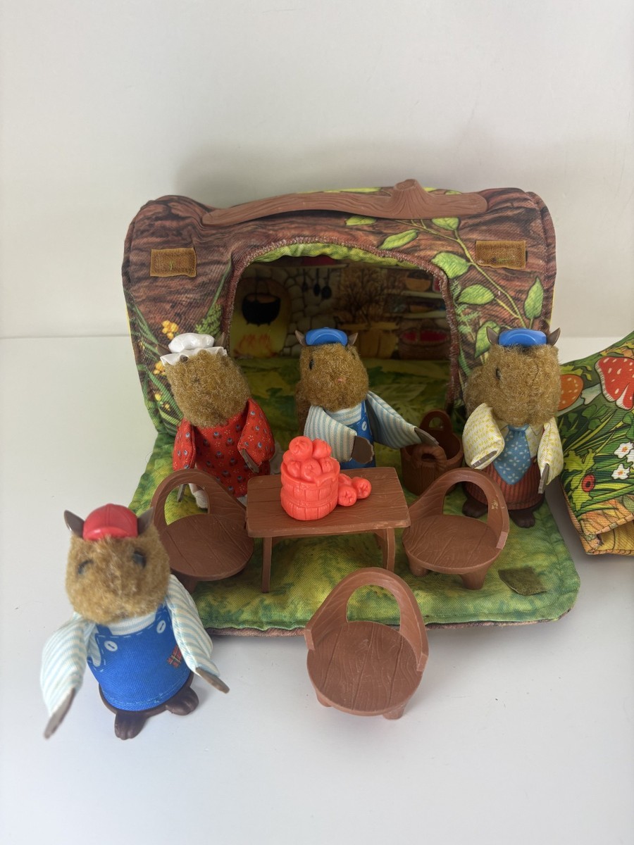 VINTAGE 1979 Fisher Price Woodsey Squirrel Family Playset Log