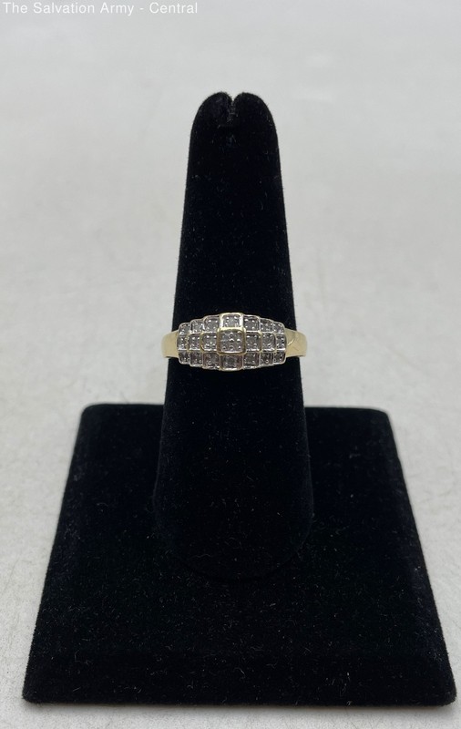 14K Yellow Gold Fine Jewelry Diamond Band Ring Size 8.75 4.53g