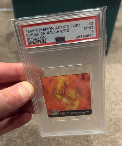 Pokémon 1999 Charmander/ Charmeleon/ Charizard Action Flipz Series 1 PSA 9 - Picture 3 of 4