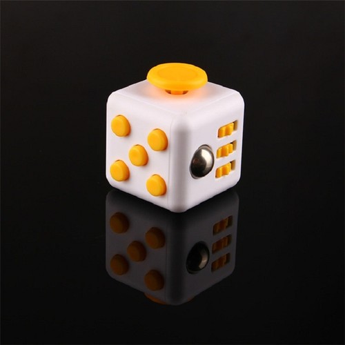 חדש!! הצעצוע שמשגע את העולם! Fidget Cube