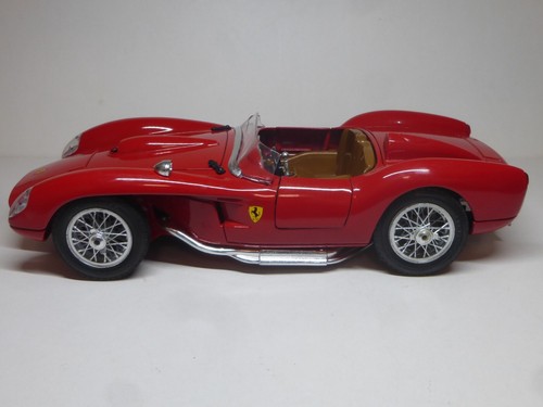 FERRARI 250 TESTA ROSSA (1957) BURAGO Escala 1/18 - Imagen 2 de 6